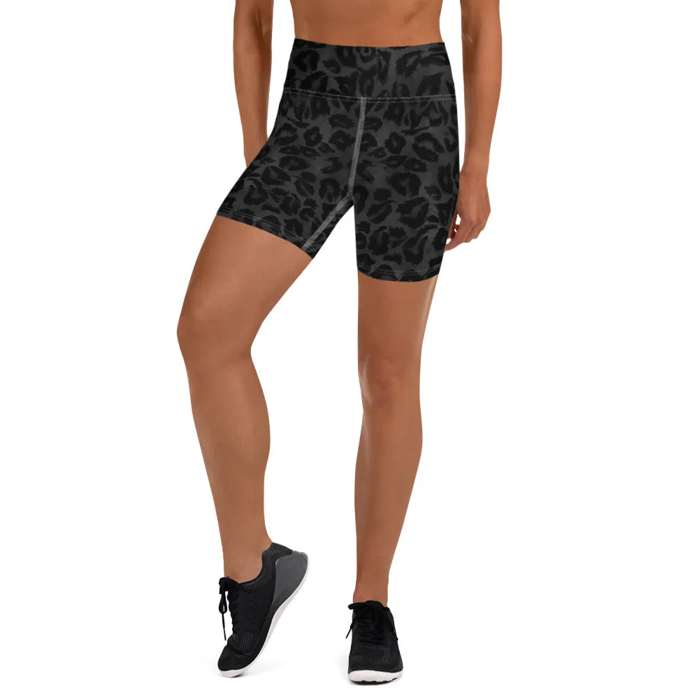 Black Leopard Yoga Shorts, Wild Animal Print Women's Short Workout Tights-Made in USA/EU