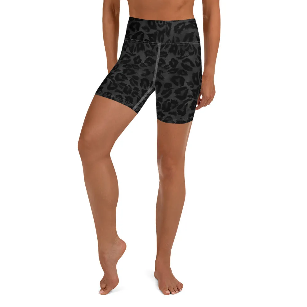 Black Leopard Yoga Shorts, Wild Animal Print Women's Short Workout Tights-Made in USA/EU