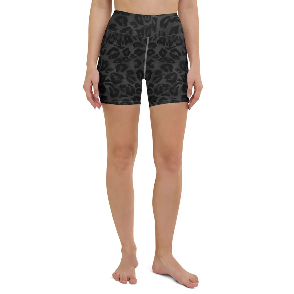 Black Leopard Yoga Shorts, Wild Animal Print Women's Short Workout Tights-Made in USA/EU
