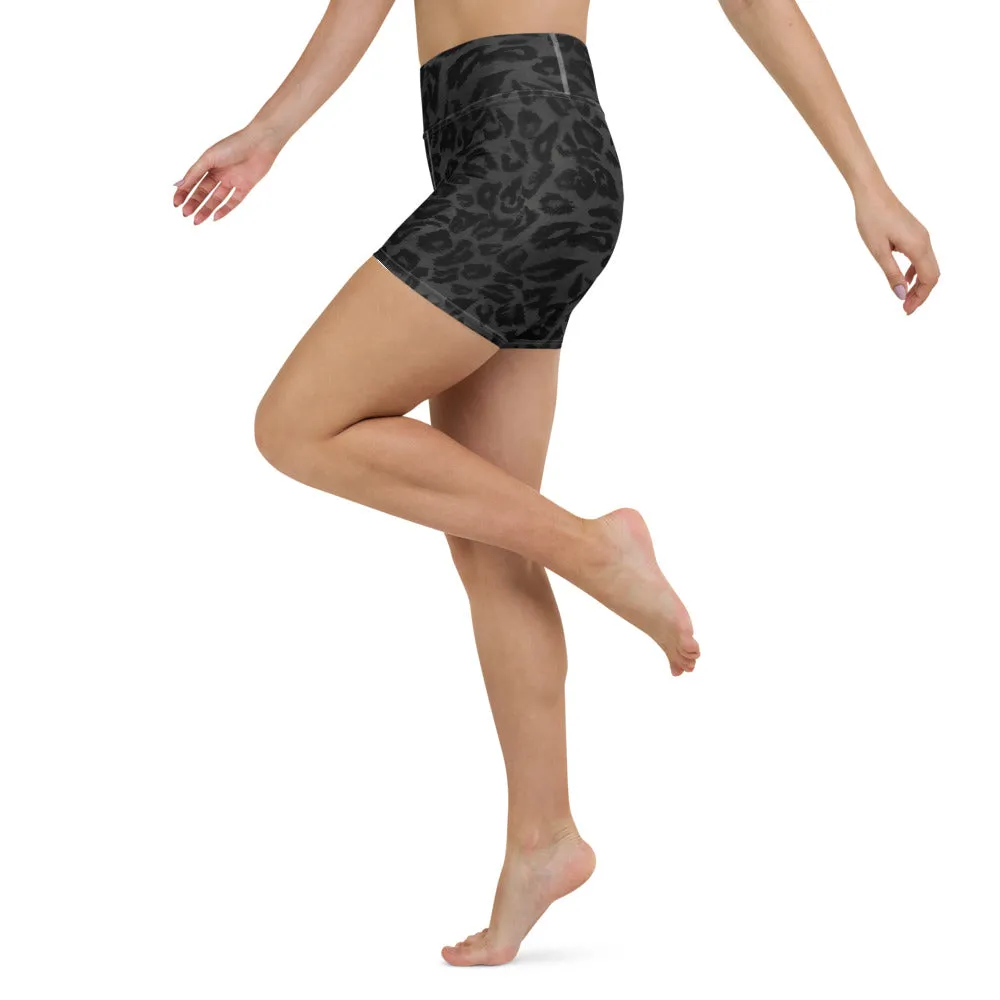 Black Leopard Yoga Shorts, Wild Animal Print Women's Short Workout Tights-Made in USA/EU
