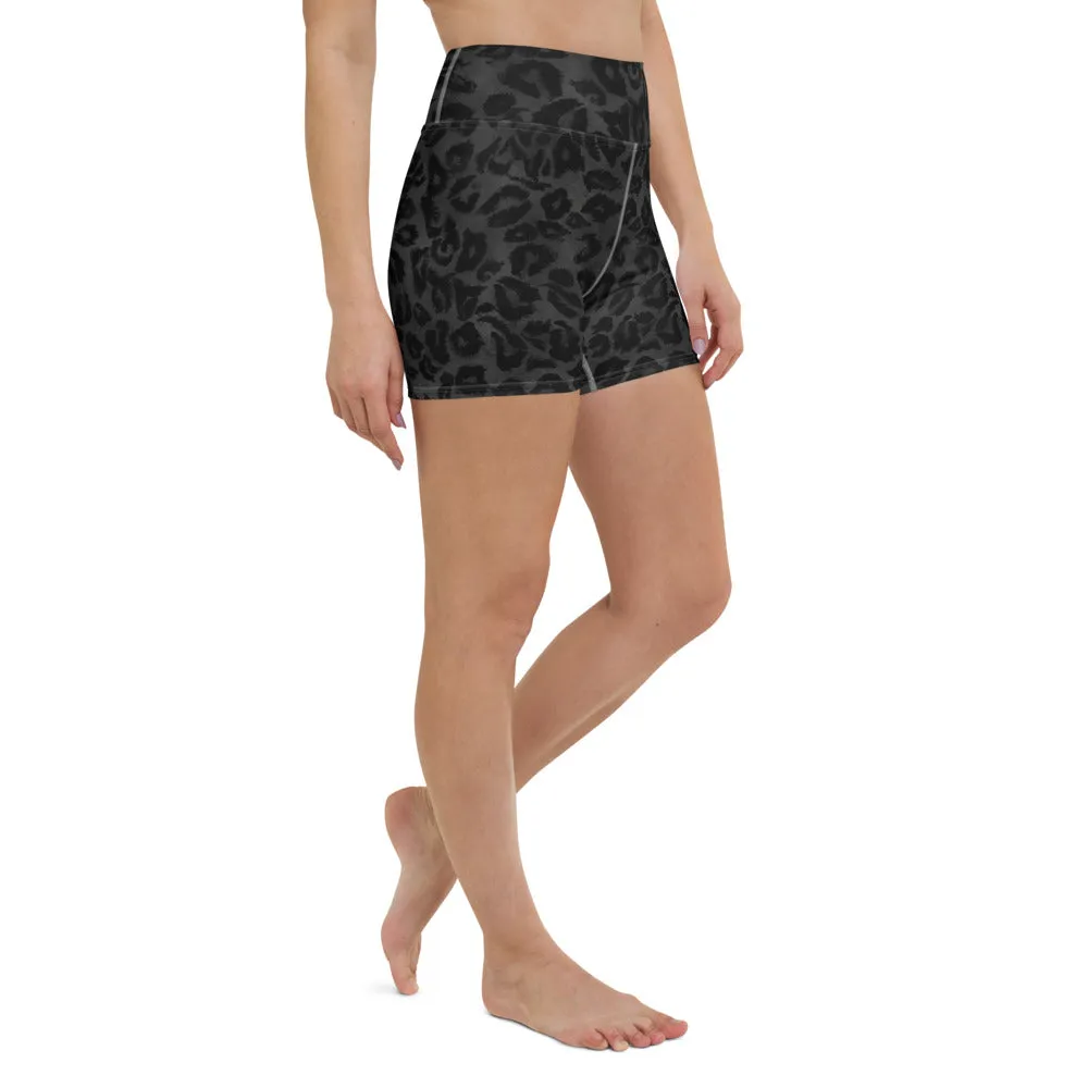 Black Leopard Yoga Shorts, Wild Animal Print Women's Short Workout Tights-Made in USA/EU