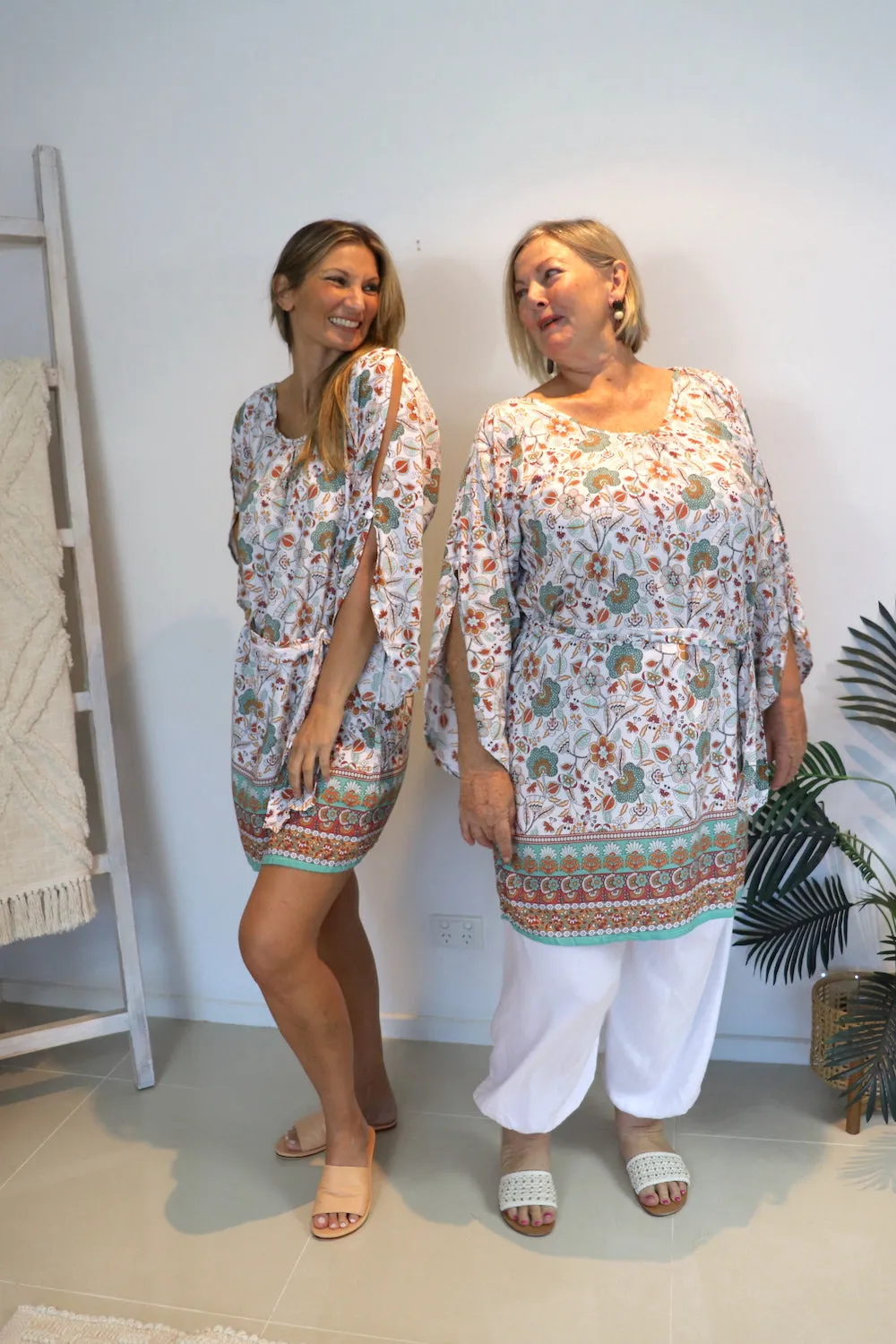 Daydream Long Sleeve Dress/Top in Wonderland