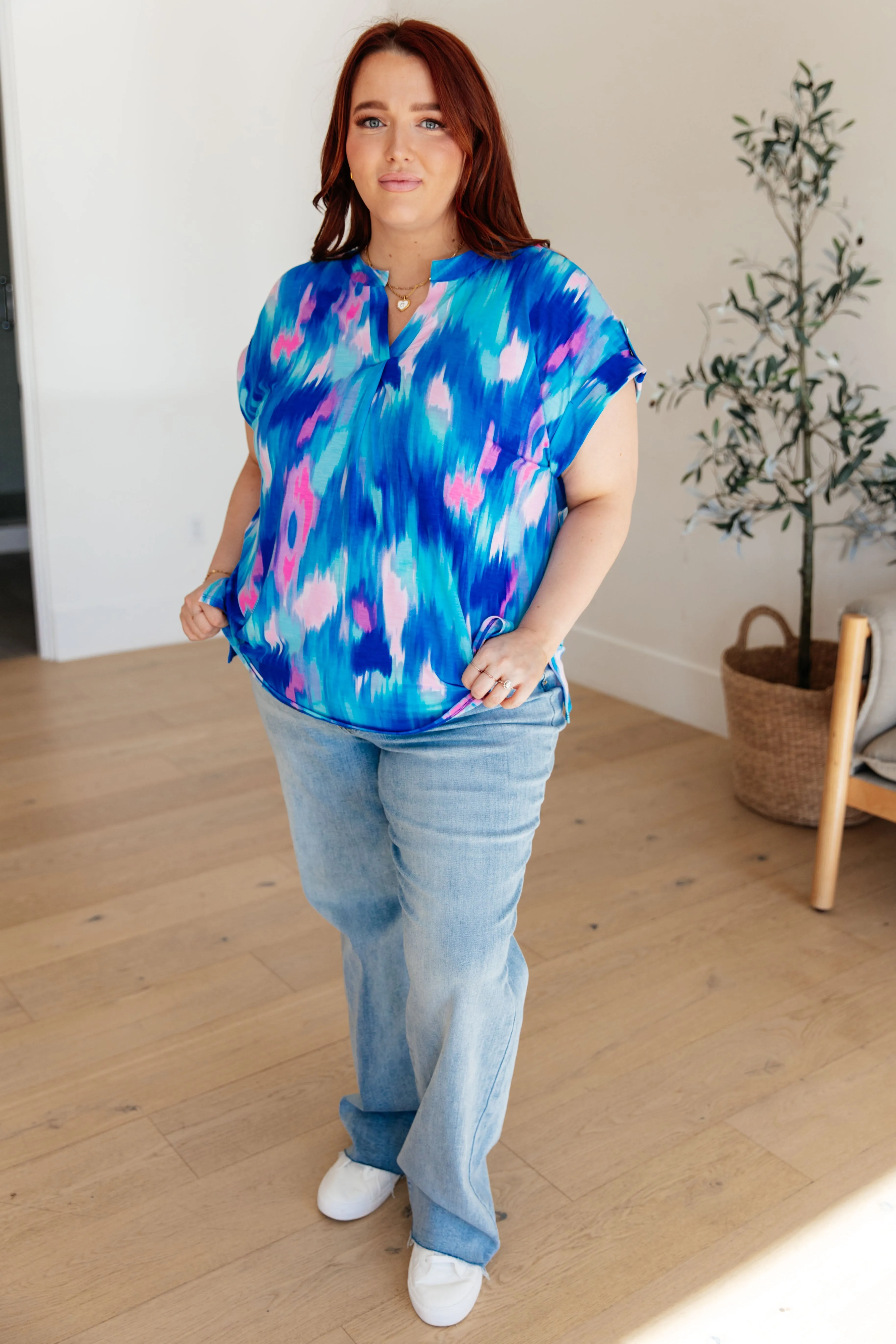 Dear Scarlett Lizzy Cap Sleeve Top in Royal Brush Strokes