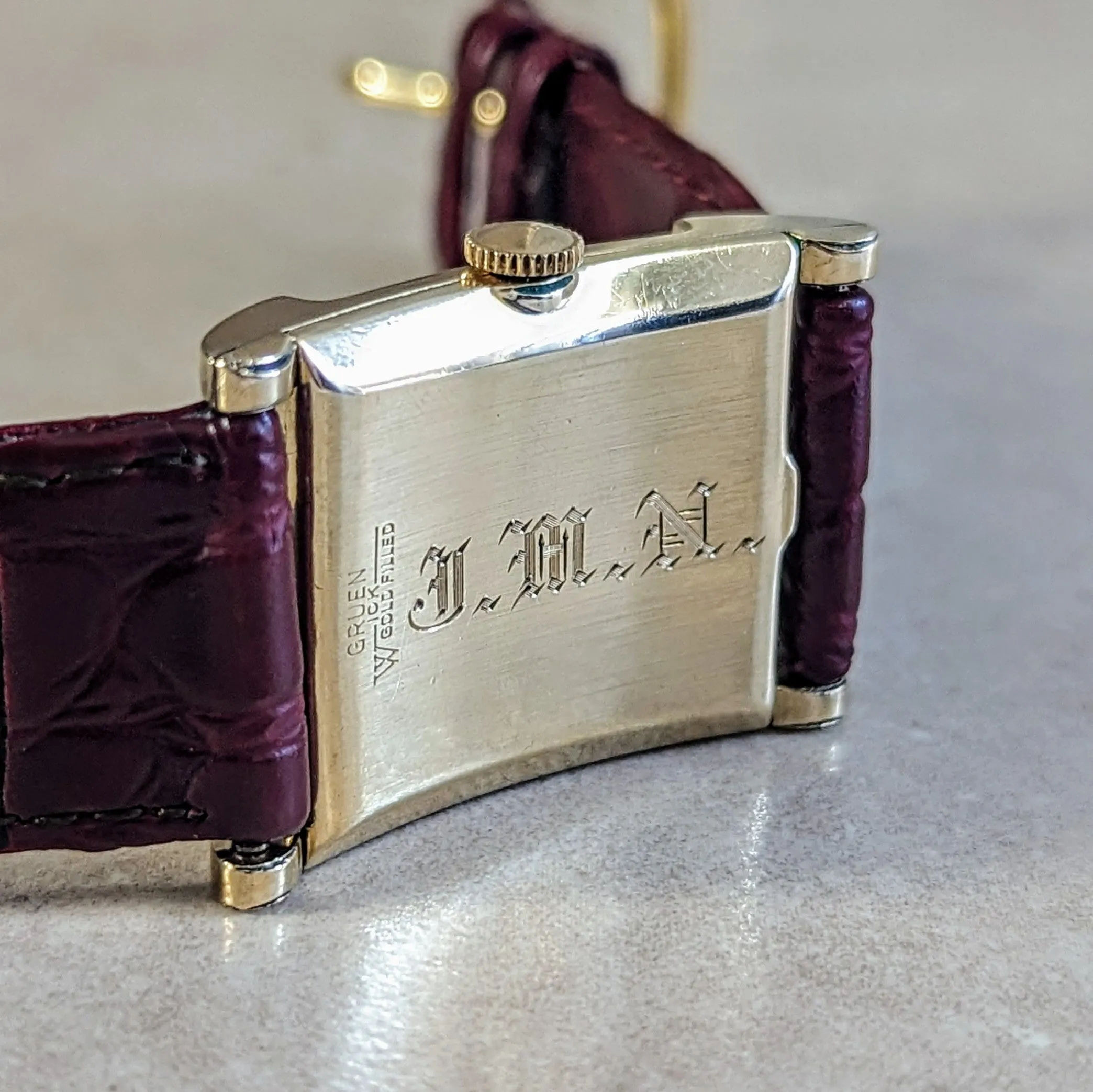 GRUEN CURVEX Precision Watch Cal. 440 17 Jewels 10K GF Wristwatch