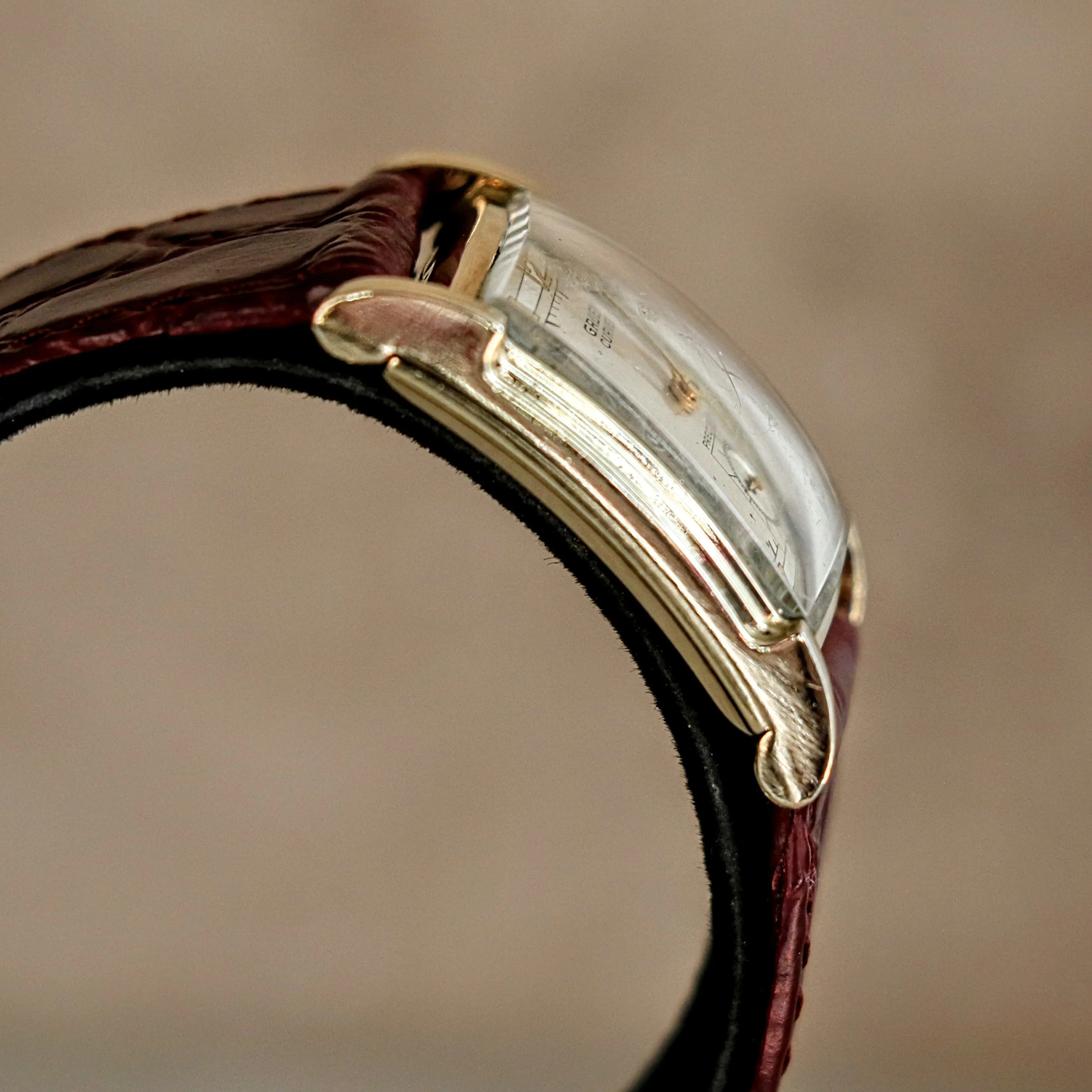 GRUEN CURVEX Precision Watch Cal. 440 17 Jewels 10K GF Wristwatch