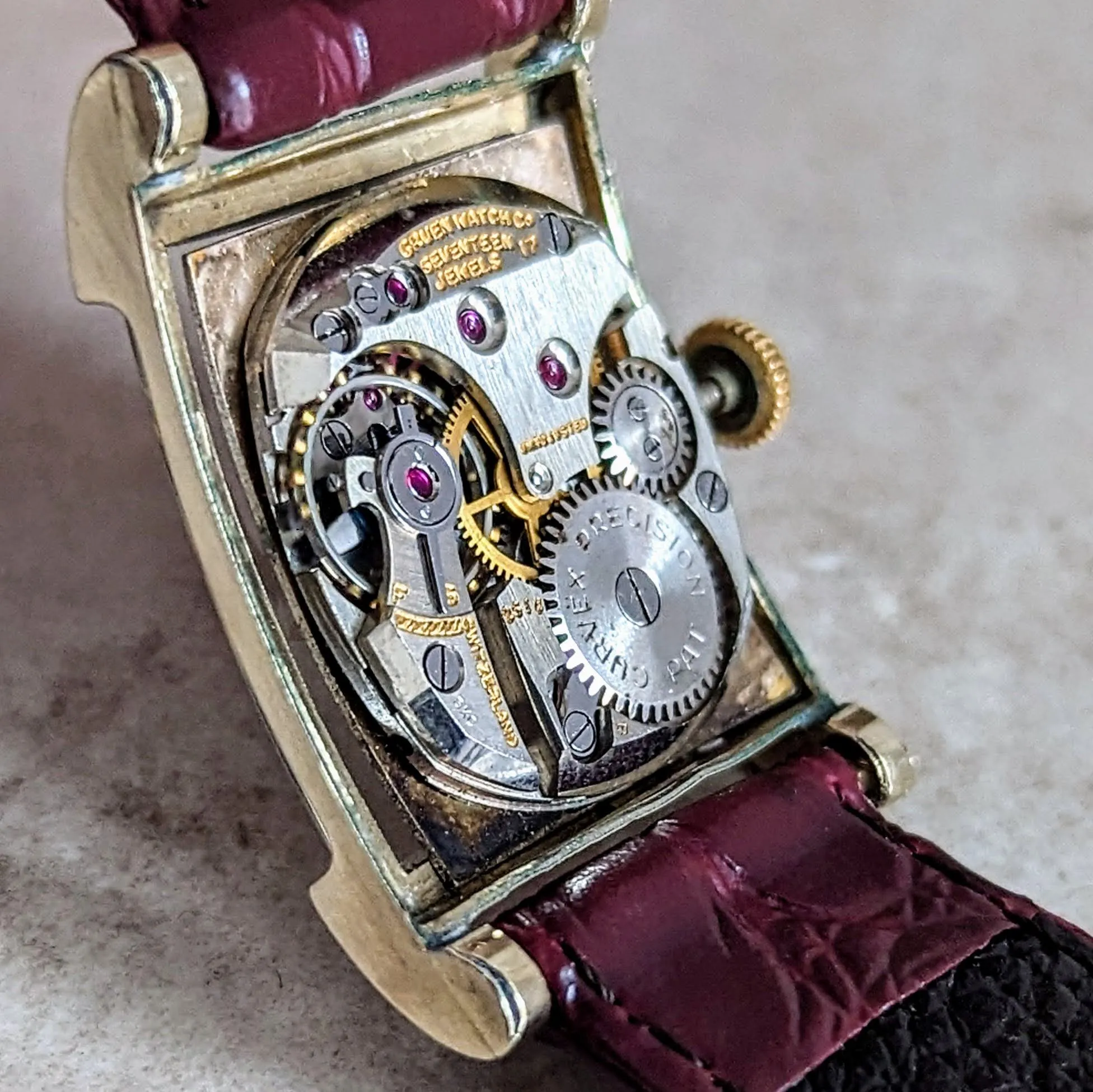 GRUEN CURVEX Precision Watch Cal. 440 17 Jewels 10K GF Wristwatch