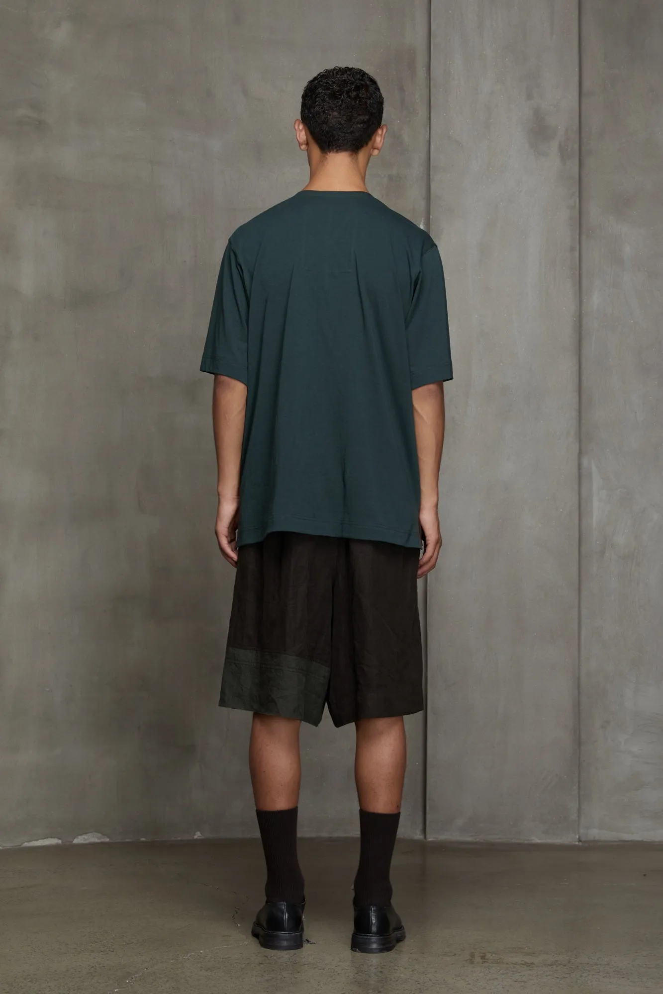 HENLEY-NECK POCKET T-SHIRT