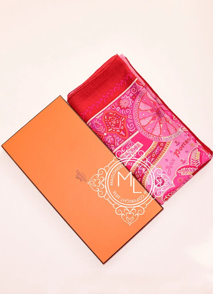 Hermes "Aux Portes du Palais" Framboise Rose Mauve Cashmere 140 GM Shawl