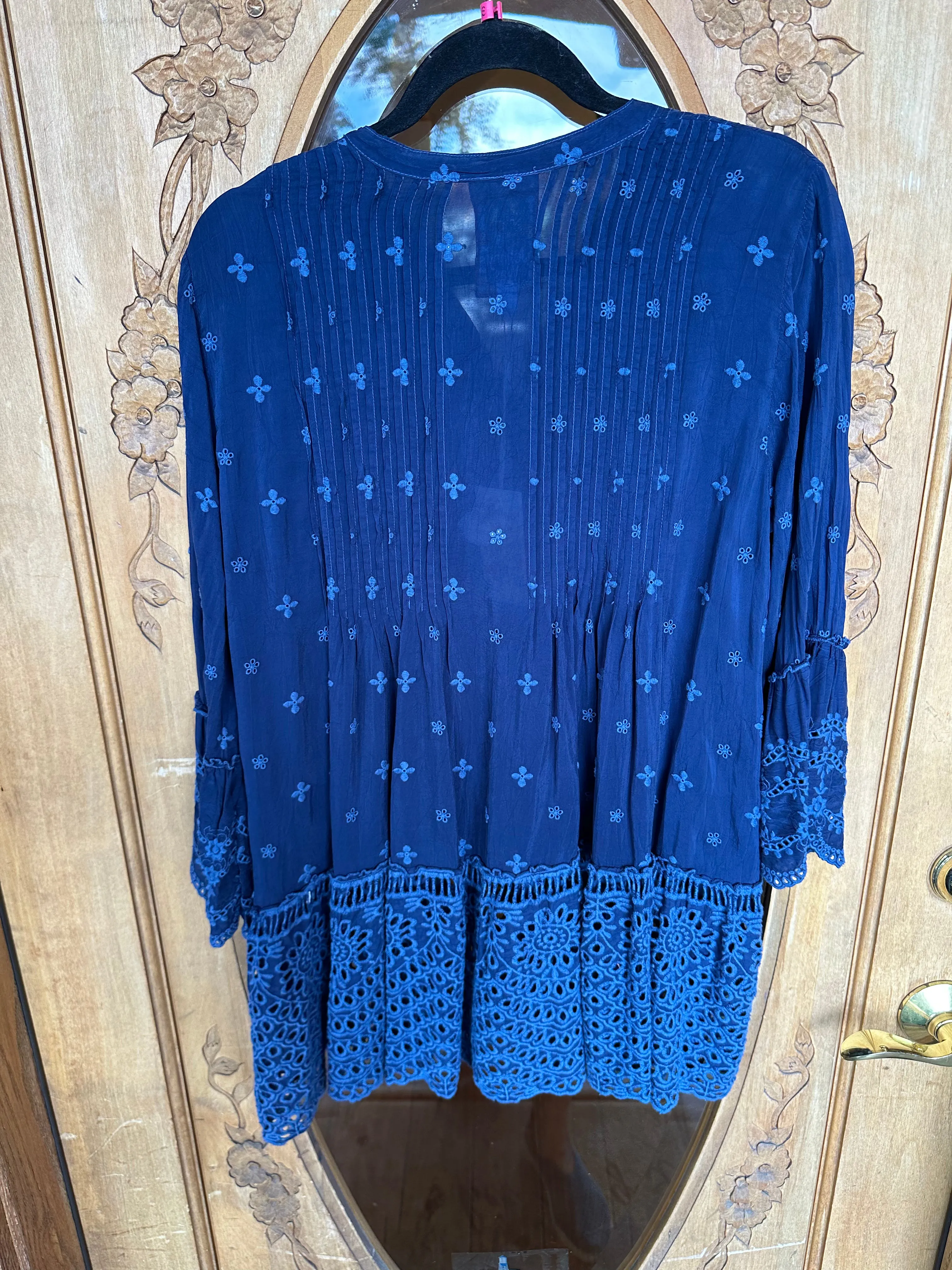Manchengo Tunic