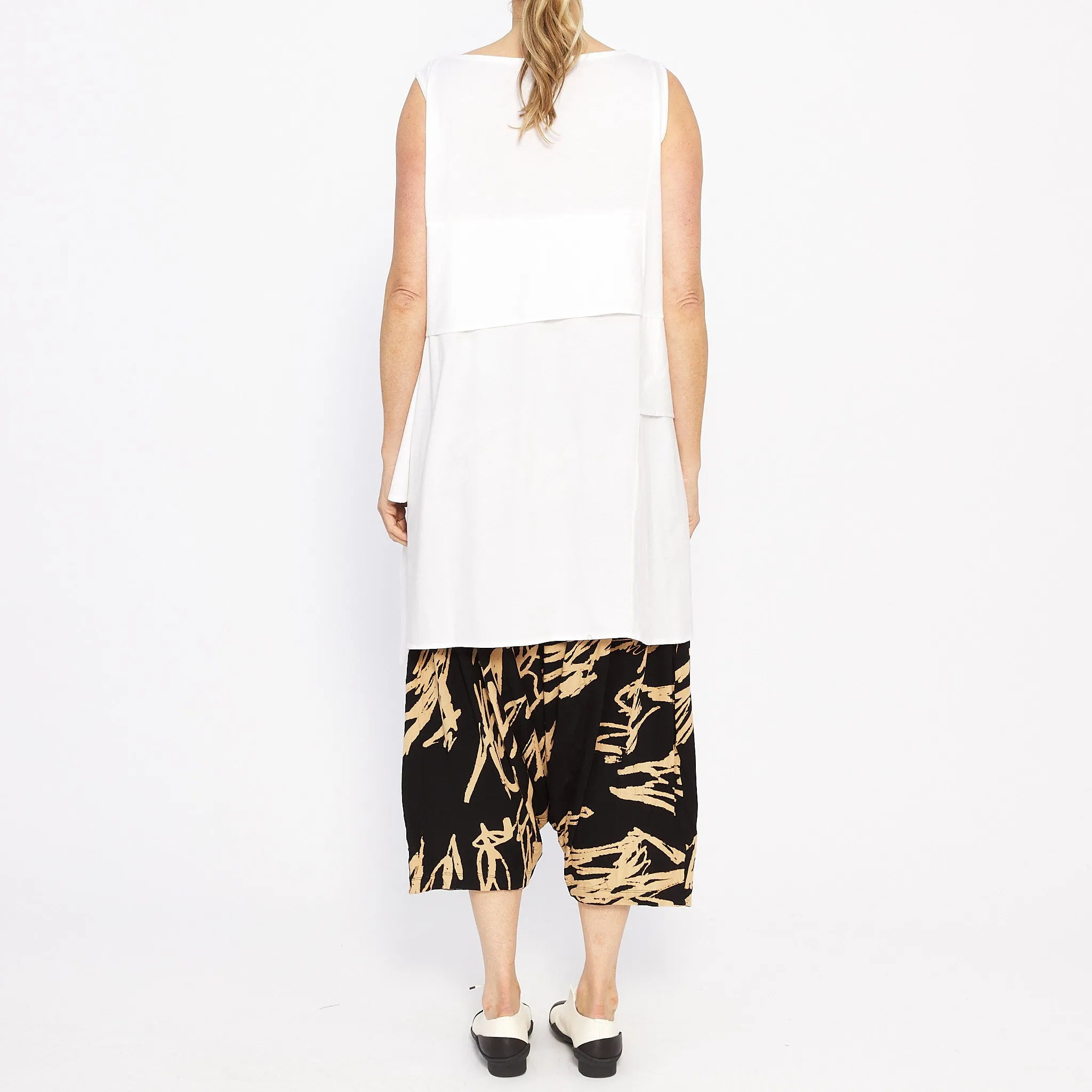 MU241416 White Tunic Top
