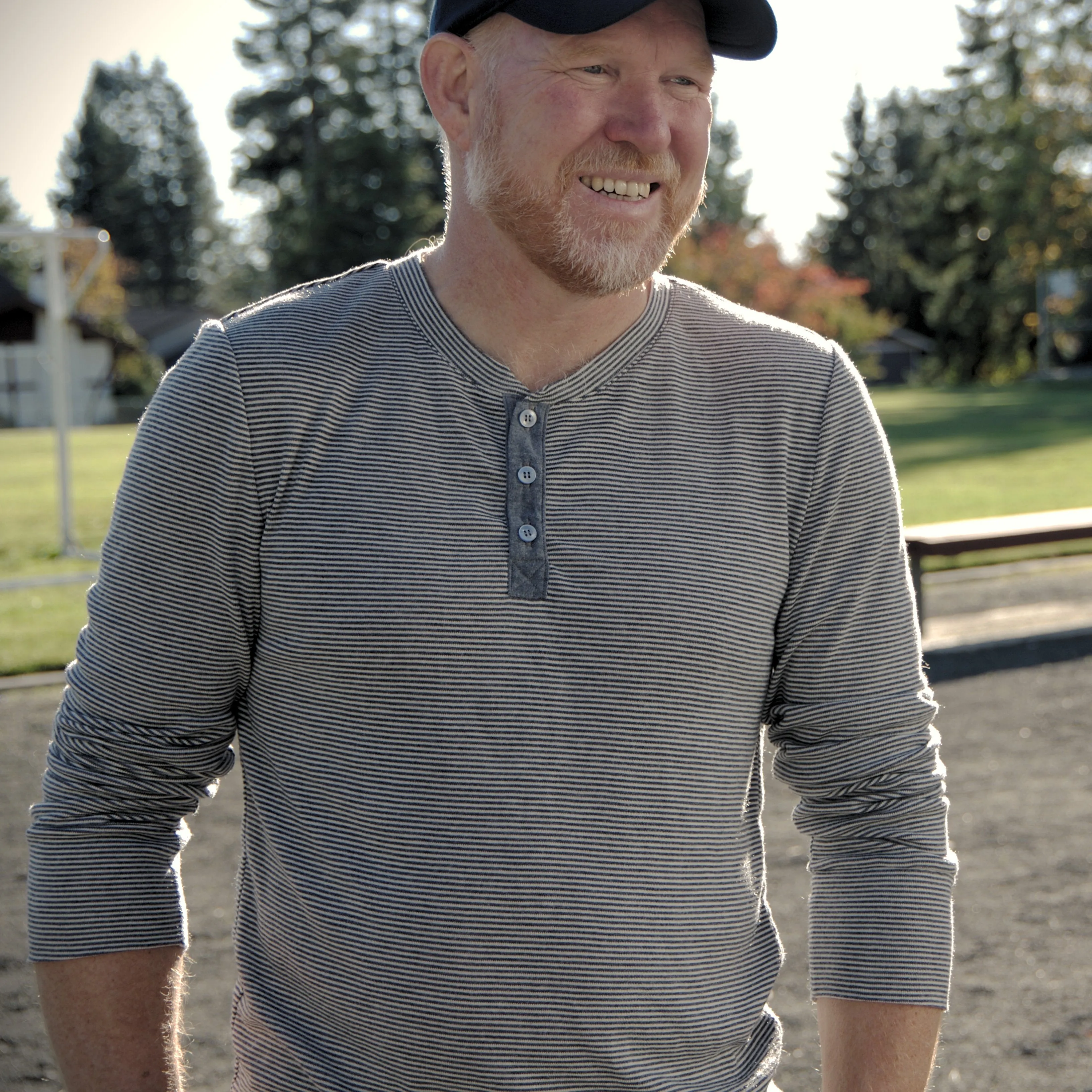 Strathcona Henley - Thread Theory Patterns - Digital Sewing Pattern