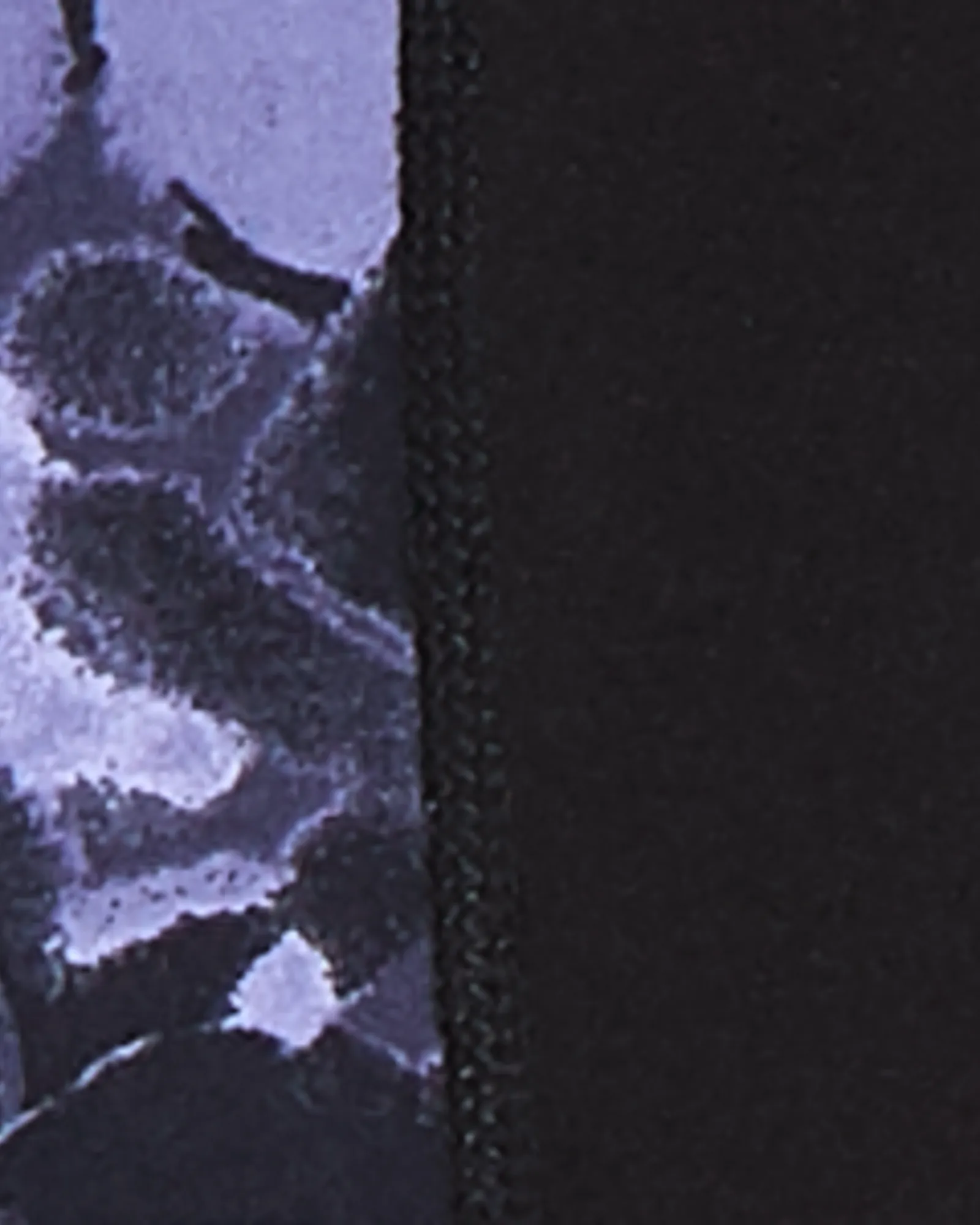 Vandalia 7/8 Tights with Contrast Side Print | Black / Lilac